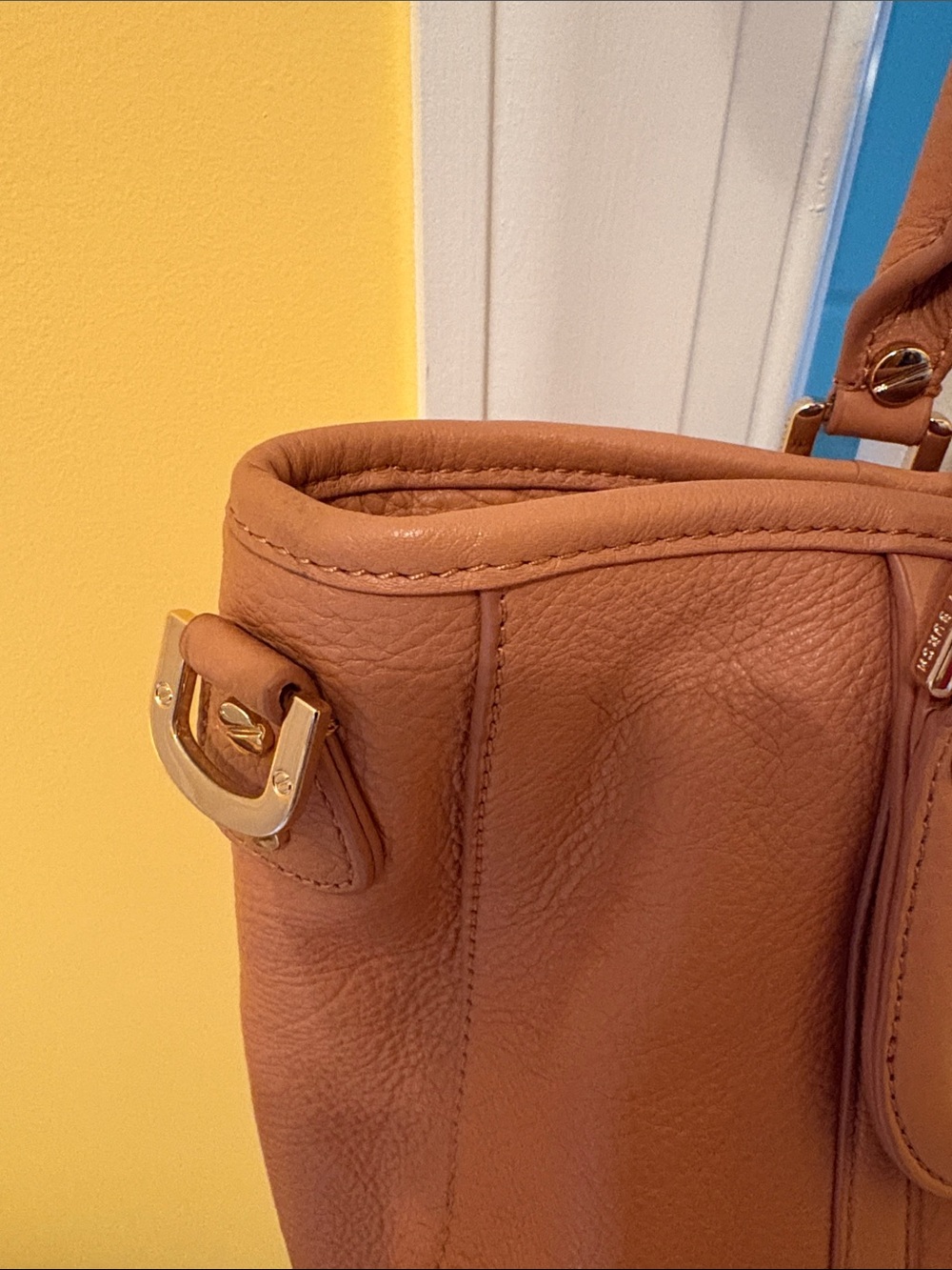 Tory Burch Amanda Leather Bag - Picture 4 of 13